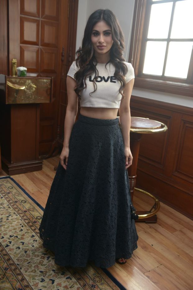 Akshay Kumar And Mouni Roy Promoting Gold In The Capital
