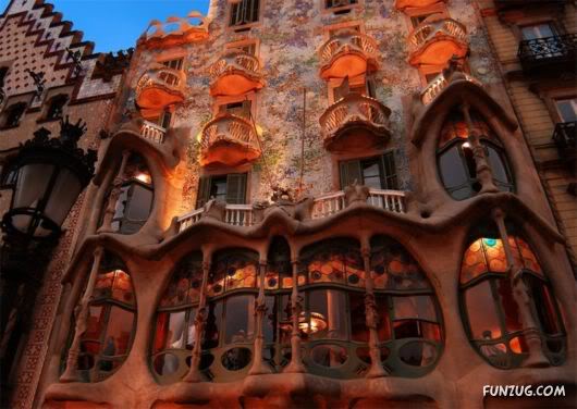 A Fantastic World of Gaudi