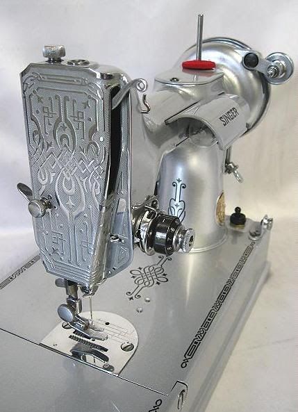 Have A Look At These Vintage Sewing Machines