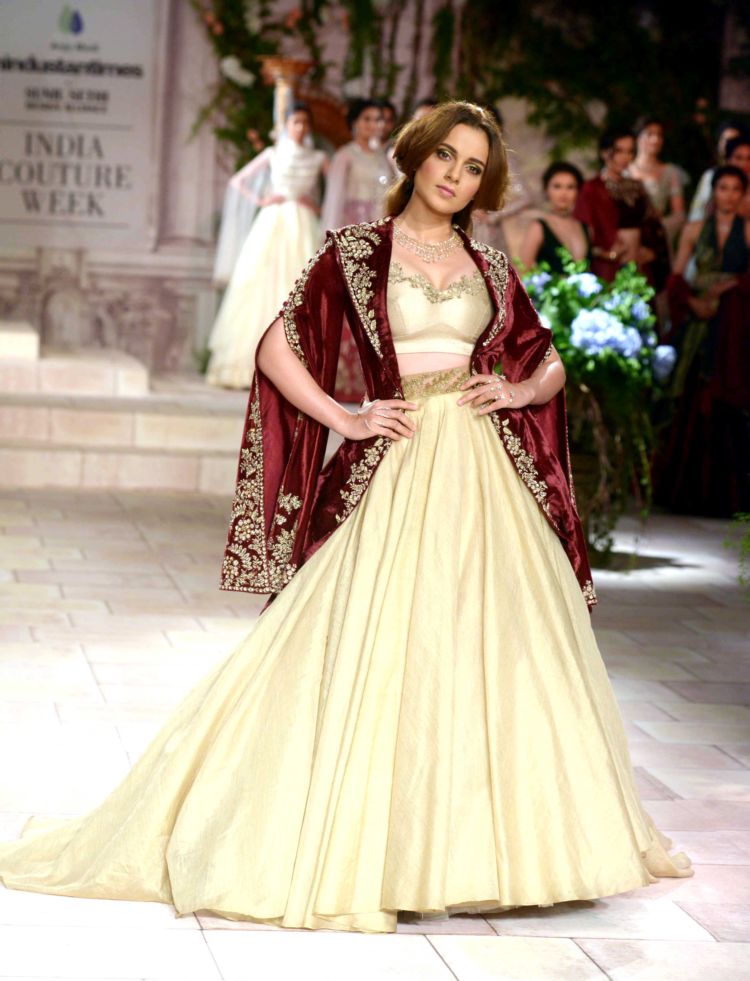Fashionista Kangana Ranaut Looks Ravishing At India Couture Week 2018