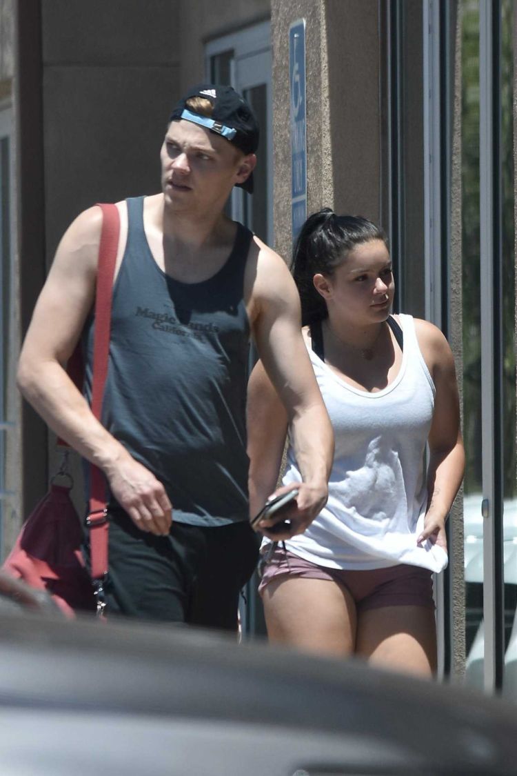 Ariel Winter Running Out Of Gym In Shorts Out In LA