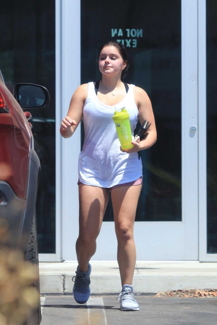 Ariel Winter Running Out Of Gym In Shorts Out In LA