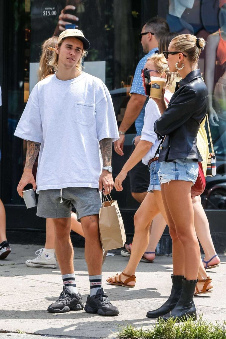 Hailey Baldwin And Justin Bieber Out In New York