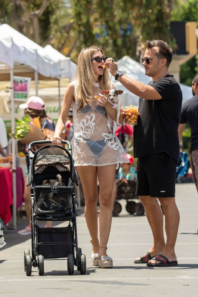 Rachel McCord Candids At The Farmers Market With Her Dogs In LA