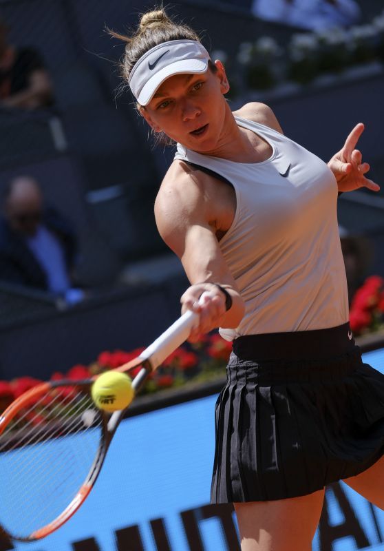 Simona Halep Plays Tennis At The Mutua Madrid Open