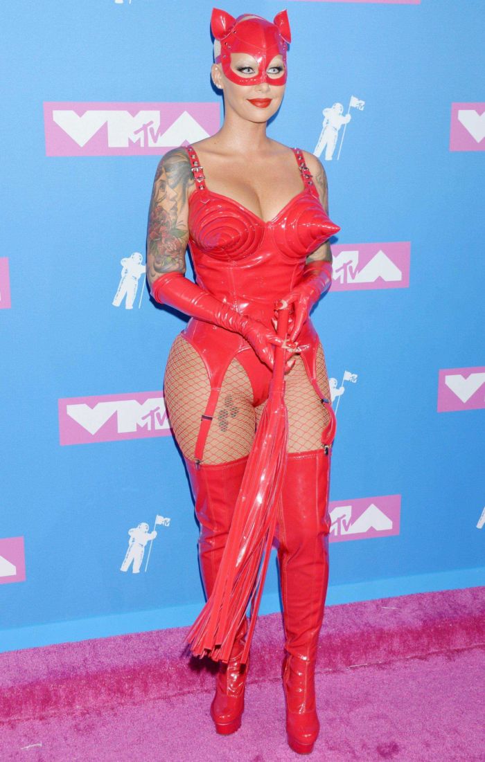 Amber Rose In All Red At MTV Video Music Awards 2018