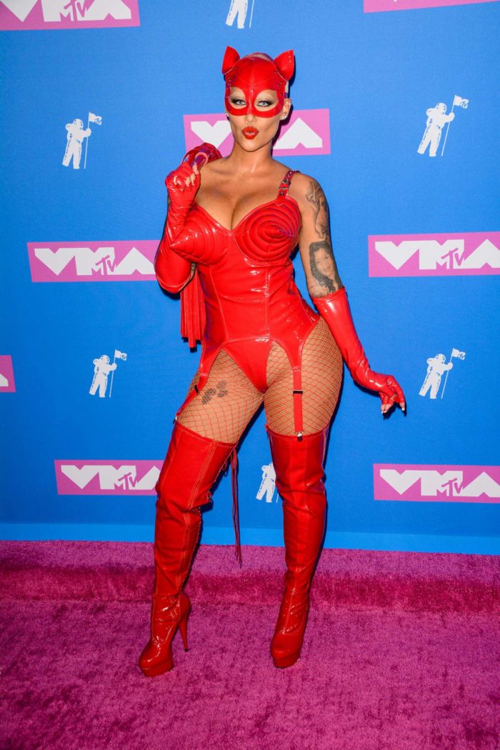 Amber Rose In All Red At MTV Video Music Awards 2018
