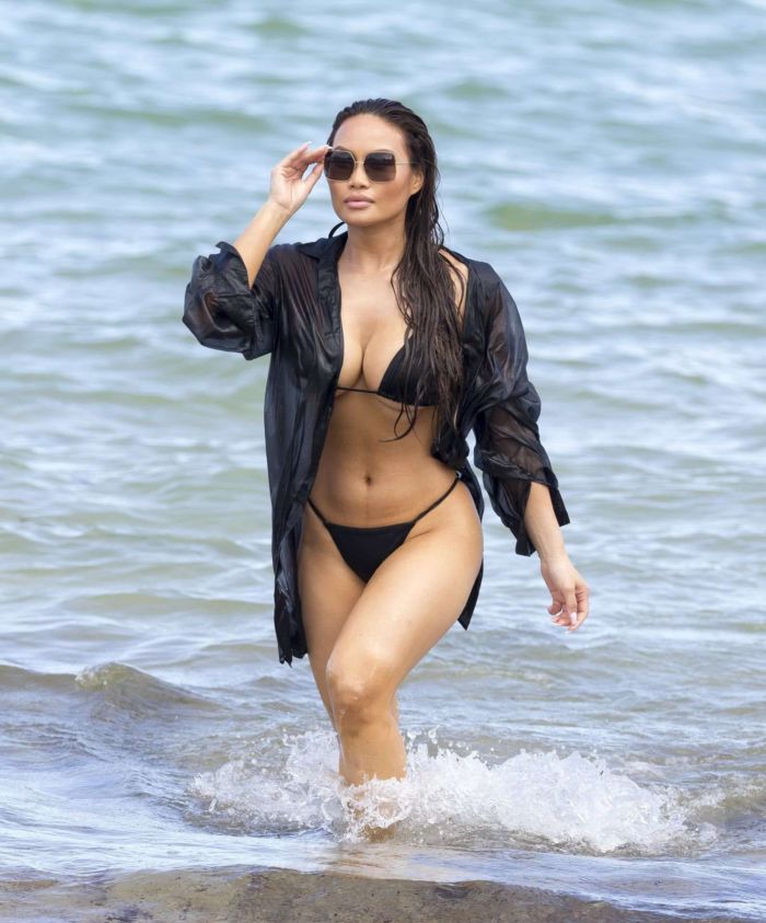 Daphne Joy Heats Up The Air At The Beach In Miami