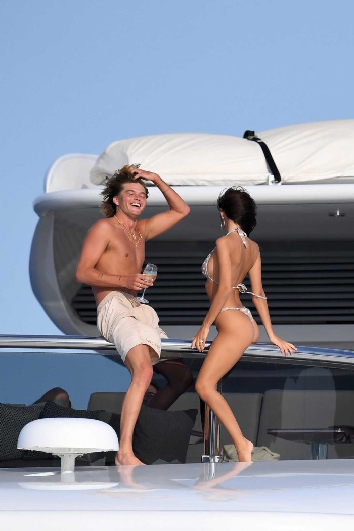Emily Ratajkowski In Bikini At The Yacht In Sardinia