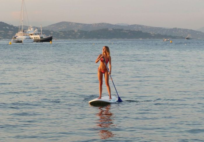 Kimberley Garner Enjoys Bikini Surfing At The Beach In St Tropez