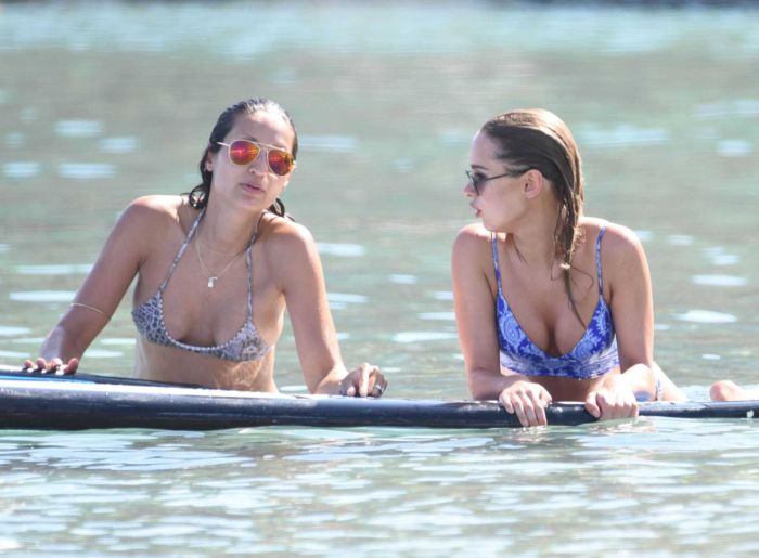 Kimberley Garner In A Blue Printed Bikini At The Beach