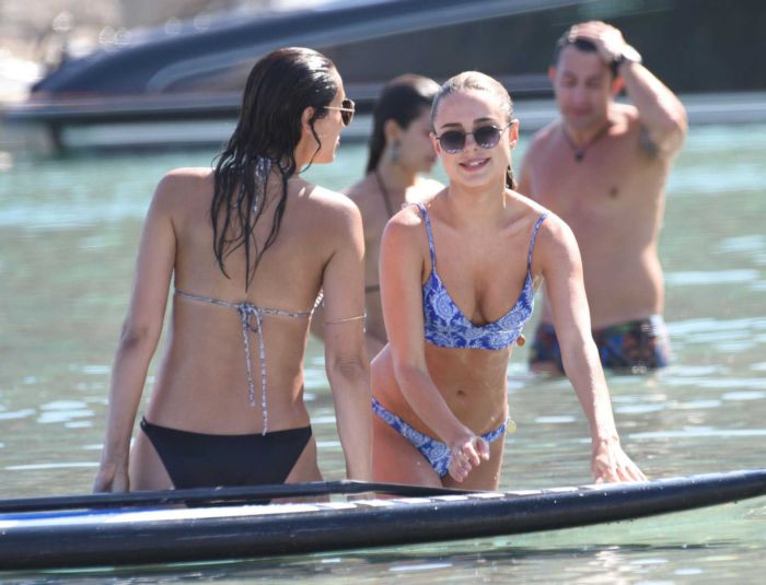 Kimberley Garner In A Blue Printed Bikini At The Beach