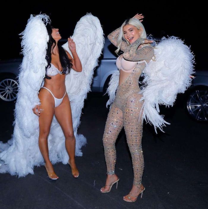 Kim, Kourtney And Khloe Kardashian, Kendall And Kylie Jenner Pose Together For Lingerie Photoshoot