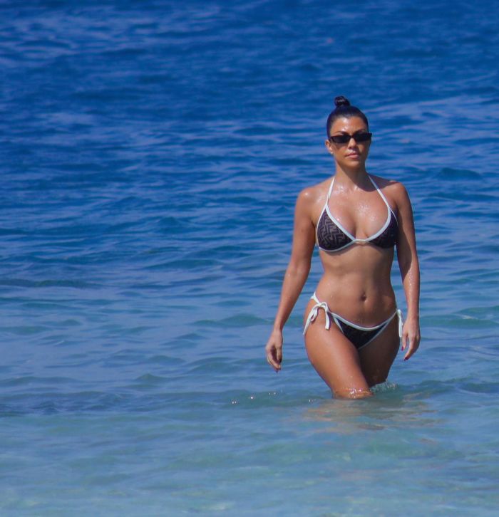 Kourtney Kardashian Enjoying Her Bikini Vacation In Bali