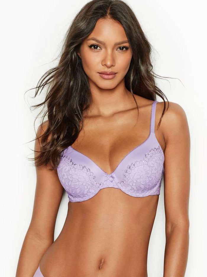 Lais Ribeiro Poses For Victoria’s Secret Lingerie Photoshoot