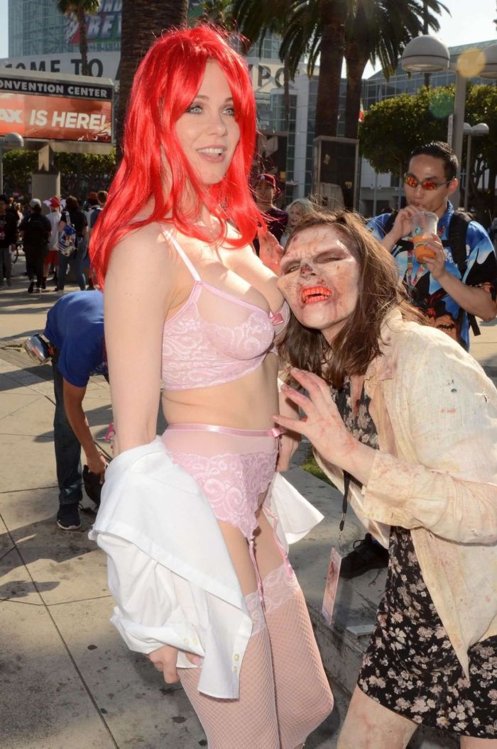 Maitland Ward In A Lingerie At Anime Expo