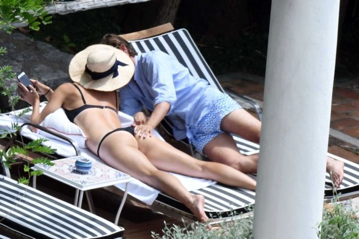 Maria Sharapova Candids In Black Bikini At The Swimming Pool