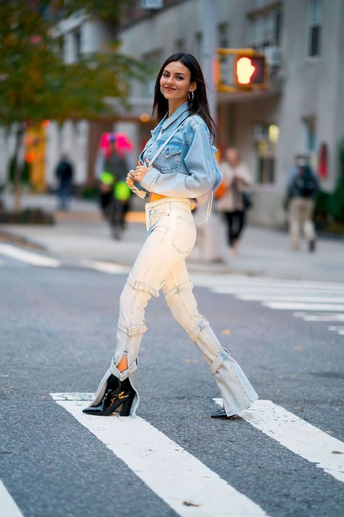 Victoria Justice Shows Her Street Fashion In New York